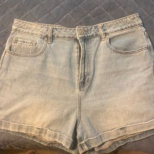 PacSun mom short